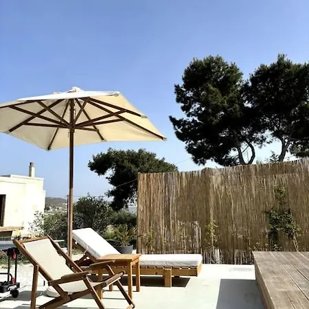 Apartament Minimal Grey Pool-front In