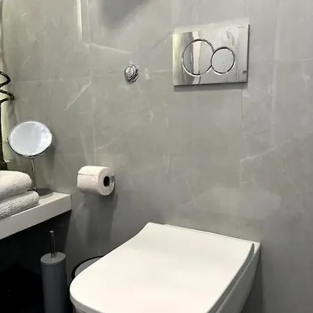 Minimal Grey Pool-front In Páros