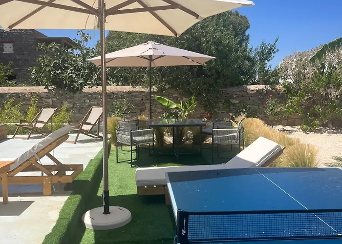 Minimal Grey Pool-front In Lejlighed Páros